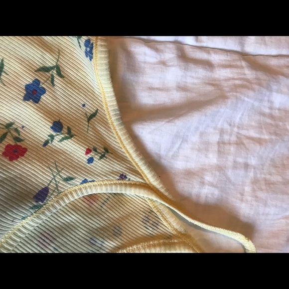 floral tank - Picture 2 of 2